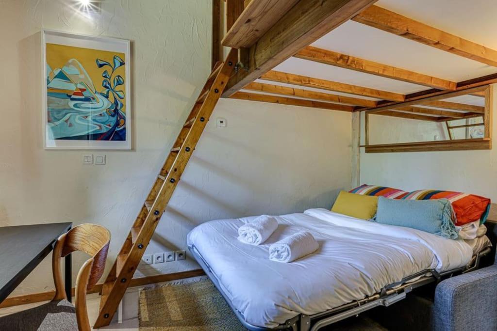 Chalet L'Ilet Ensoleille /Sunny Island Chalet Шамони Экстерьер фото