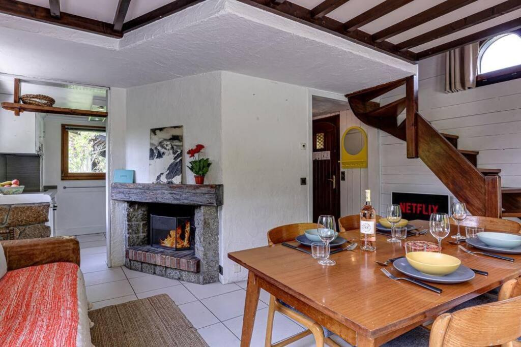 Chalet L'Ilet Ensoleille /Sunny Island Chalet Шамони Экстерьер фото