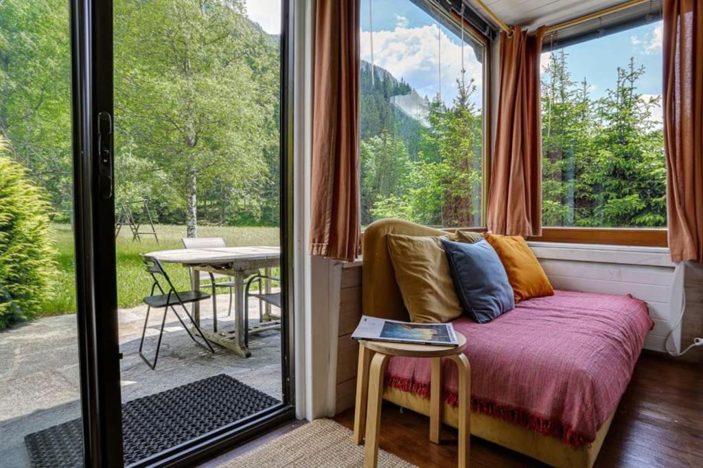 Chalet L'Ilet Ensoleille /Sunny Island Chalet Шамони Экстерьер фото